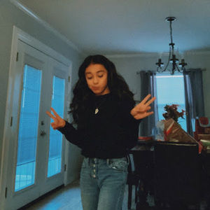 Meet your Posher, Bella